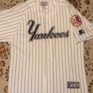 Yankees Starter Jersey - Size M, but like L